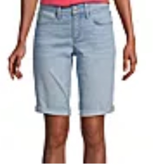 Women's Light Blue St. John’s Bay Bermuda Denim Shorts. Size 8. EUC. - Picture 1 of 4
